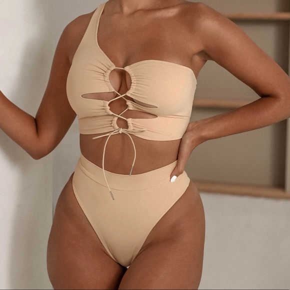 Beige high waisted bikini set - Picture 2 of 13